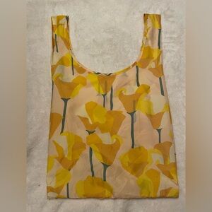 READ Baggu Standard Reusable Tote in Golden Poppy